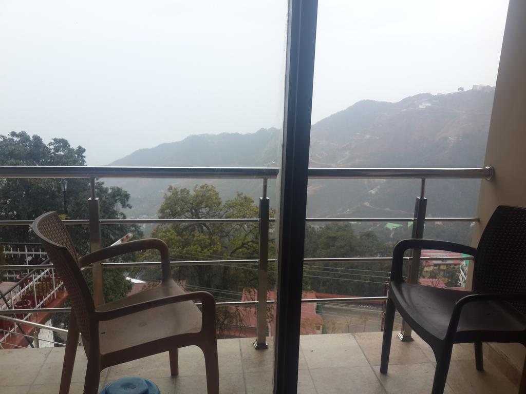 מוסורי Valley View Hotel מראה חיצוני תמונה