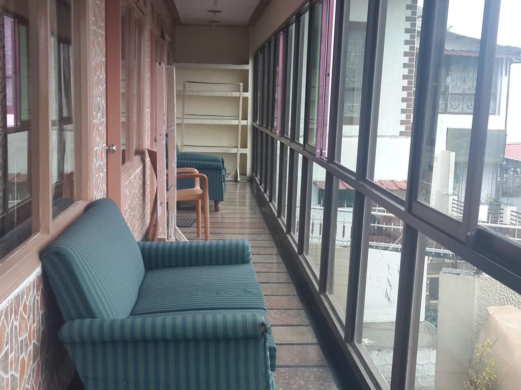 מוסורי Valley View Hotel מראה חיצוני תמונה